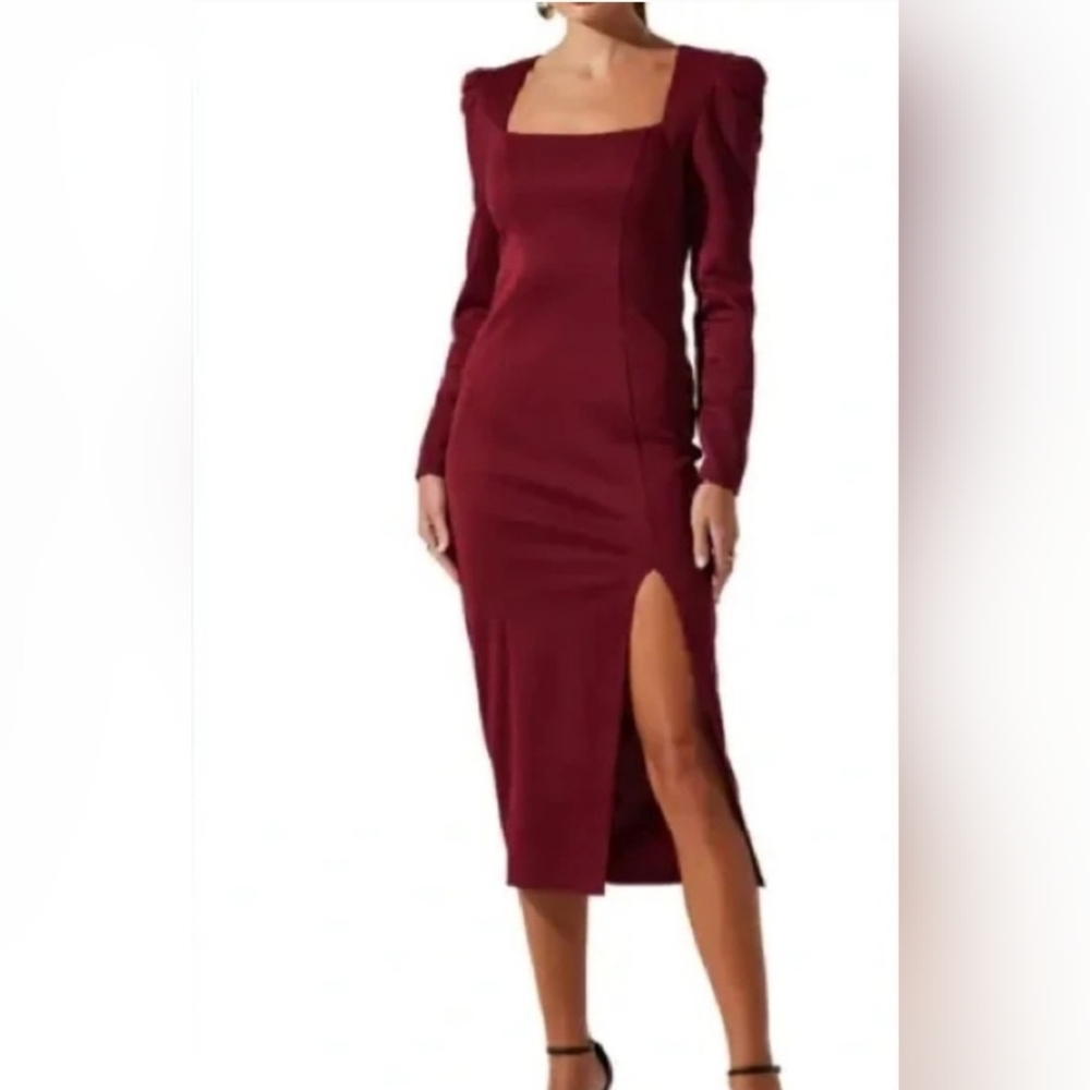 Anthropologie Astr The Label NWT Burgundy Long Sleeve Back Cutout Midi Dress L